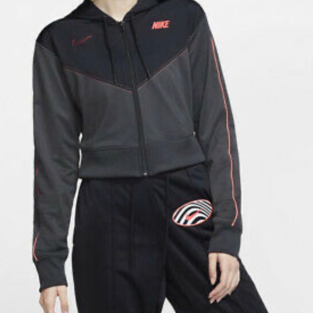 Nike Women's Sportswear Heritage Air Max Full Zip Crop Jacket